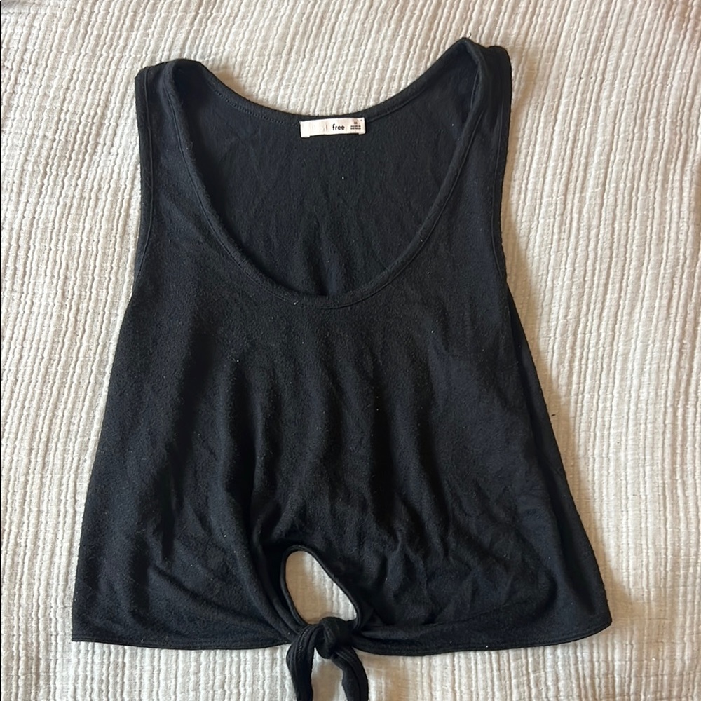 Wilfred Free Black Sleeveless Tie-Front Top